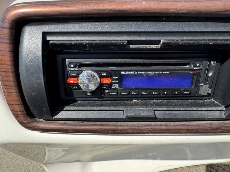 Slide: The Image of Lowe Suncruiser Trinidad 204 2005 - 24