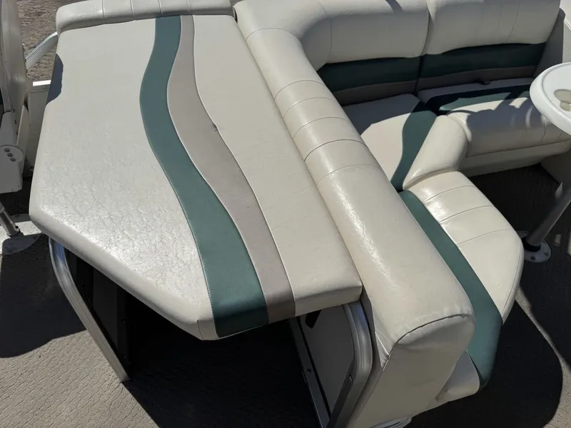 Slide: The Image of Lowe Suncruiser Trinidad 204 2005 - 34