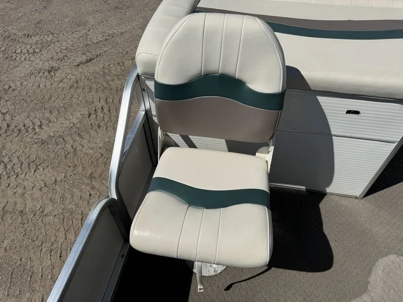 Slide: The Image of Lowe Suncruiser Trinidad 204 2005 - 39