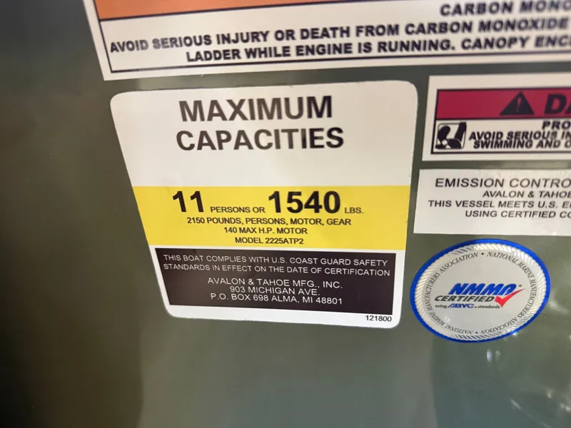 Slide: The Image of Tahoe Sport 2385 Rear Fish & Honda 4-Stroke EFI 2026 - 16