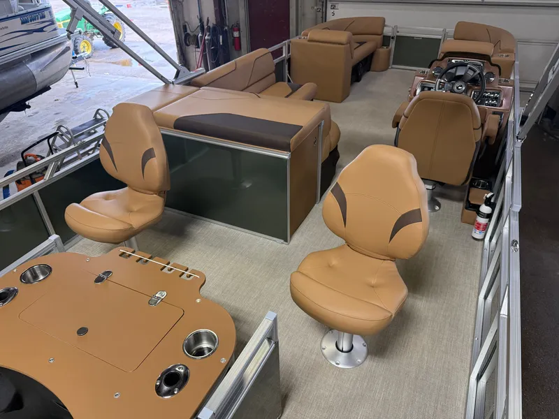 Slide: The Image of Tahoe Sport 2385 Rear Fish & Honda 4-Stroke EFI 2026 - 25