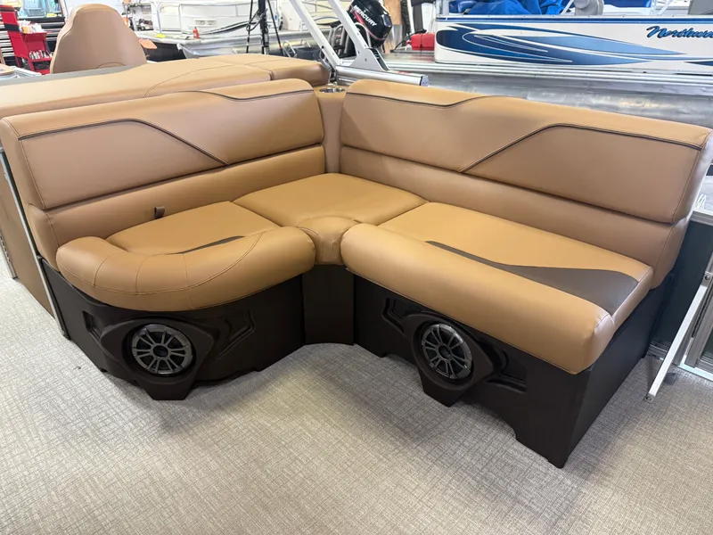 Slide: The Image of Tahoe Sport 2385 Rear Fish & Honda 4-Stroke EFI 2026 - 26