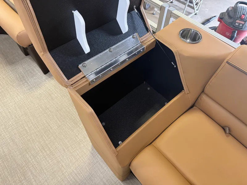 Slide: The Image of Tahoe Sport 2385 Rear Fish & Honda 4-Stroke EFI 2026 - 31