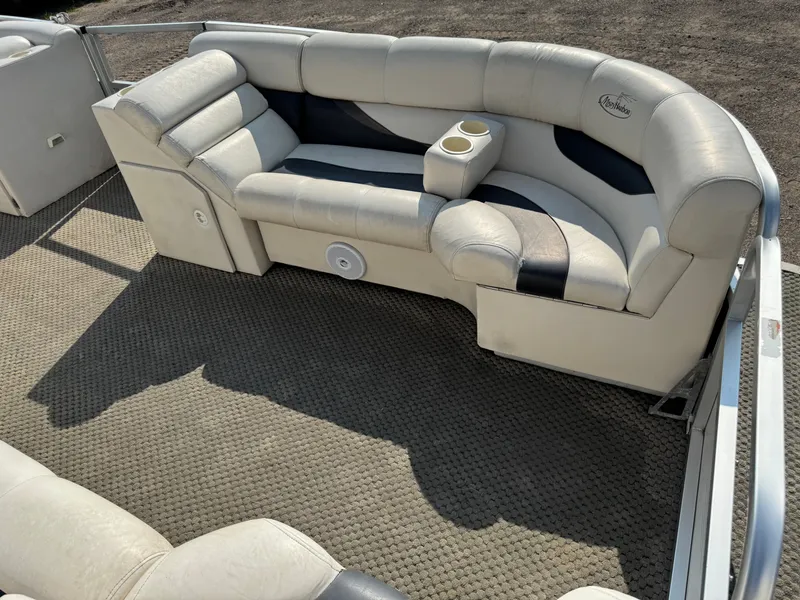 Slide: The Image of Misty Harbor 2285 GM Pontoon 2005 - 10