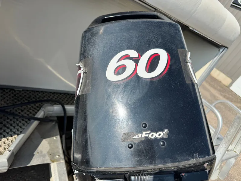 Slide: The Image of Misty Harbor 2285 GM Pontoon 2005 - 43