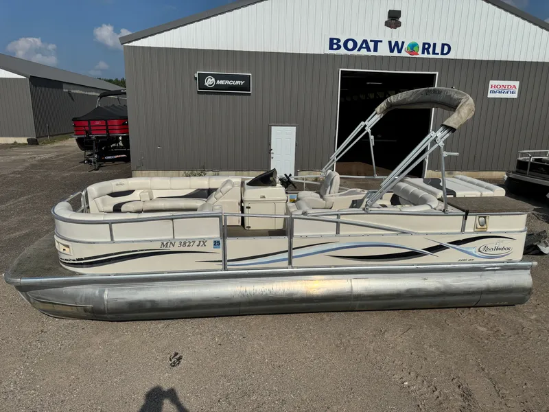 Slide: The Image of Misty Harbor 2285 GM Pontoon $12,995 2005 - 4