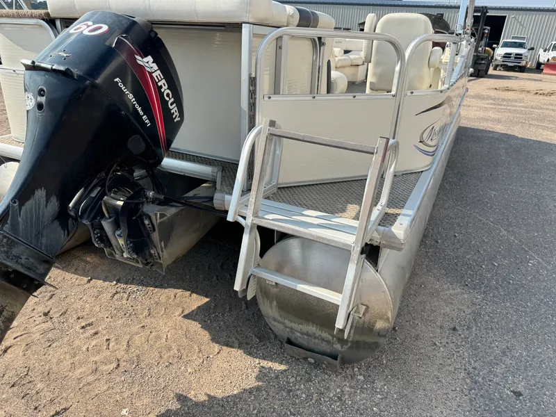 Slide: The Image of Misty Harbor 2285 GM Pontoon $12,995 2005 - 45