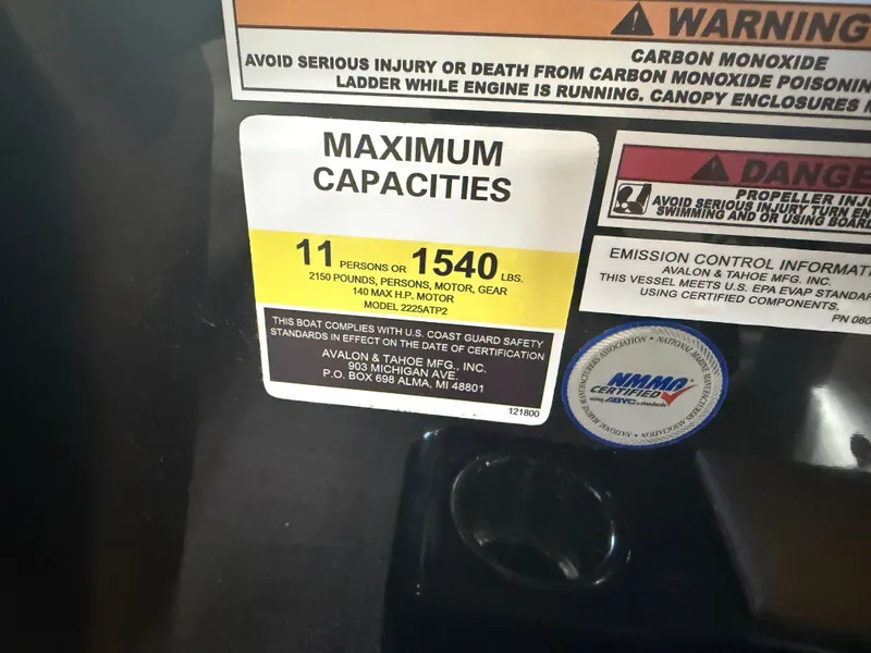 Slide: The Image of Tahoe Sport 2385 Rear Fish & Honda 4-Stroke EFI 2026 - 15