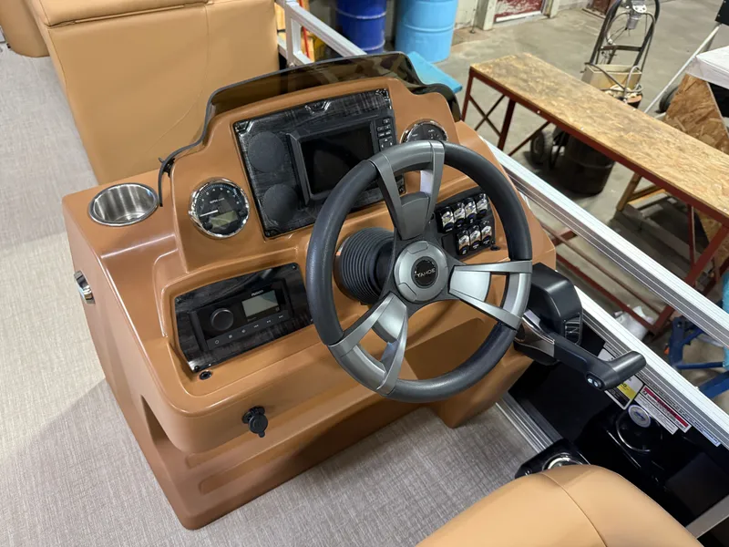 Slide: The Image of Tahoe Sport Rear Fish 2385 & 4-Stroke $33995 2026 - 12