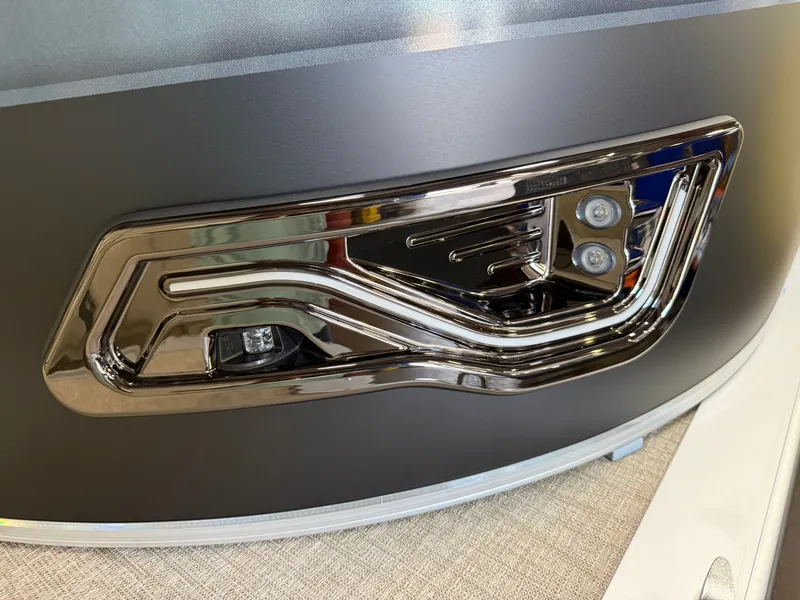 Slide: The Image of Tahoe Sport 2385 Rear Fish & Honda 4-Stroke EFI 2026 - 32