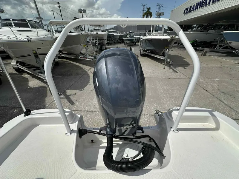 Slide: The Image of 2022 NAUTICSTAR 231 HYBRID - Image 18 - 18