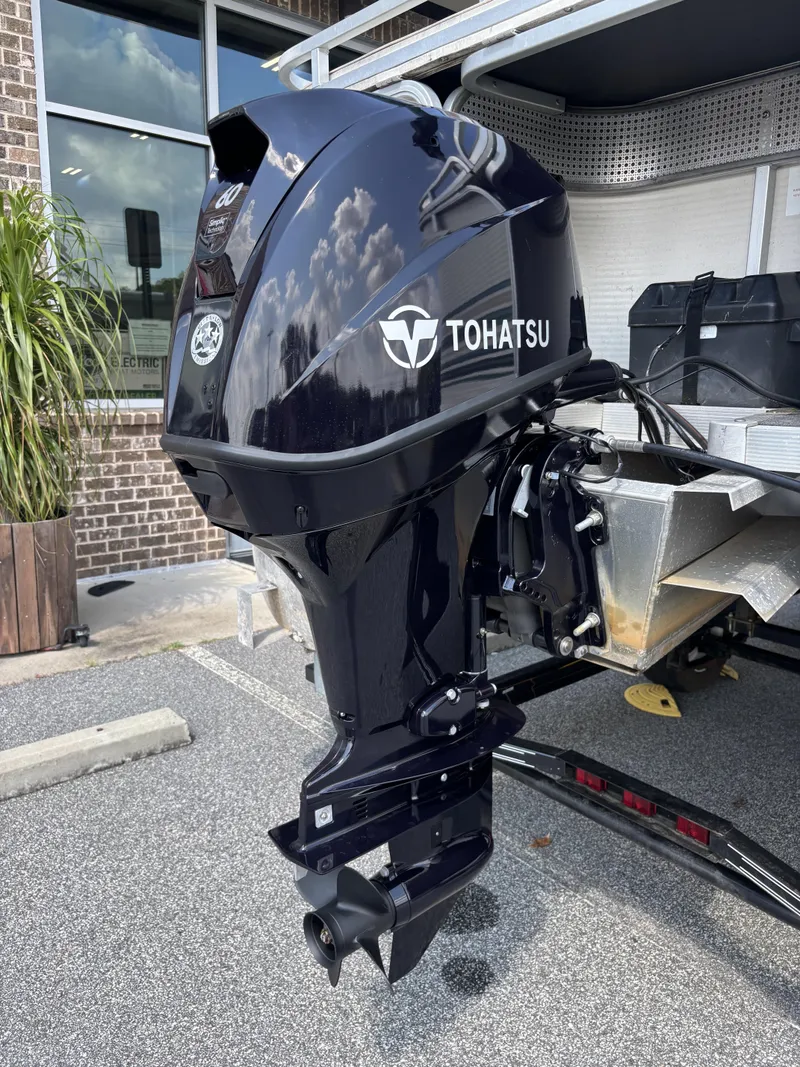 Slide: The Image of Sylvan Elite 820 w/New Tohatsu Engine and Single Axle Trailer Included 1999 - 28