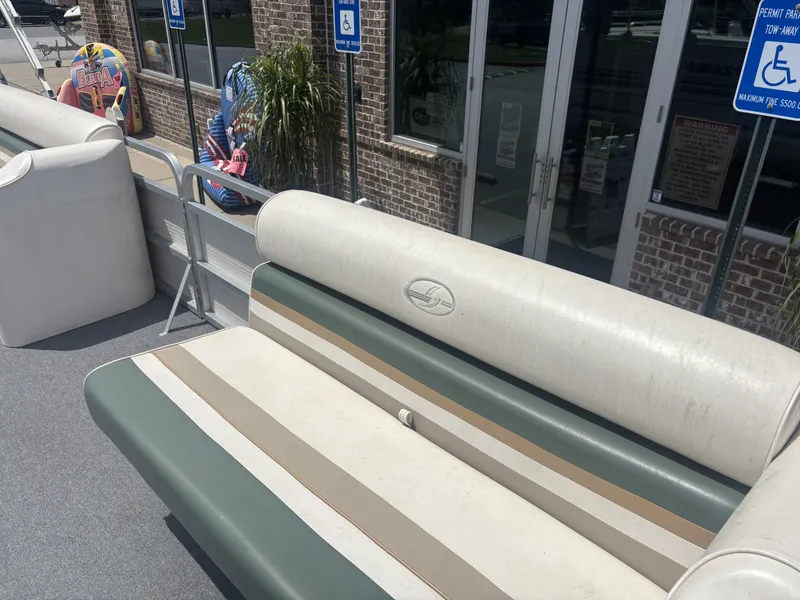 Slide: The Image of Sylvan Elite 820 w/New Tohatsu Engine and Single Axle Trailer Included 1999 - 3