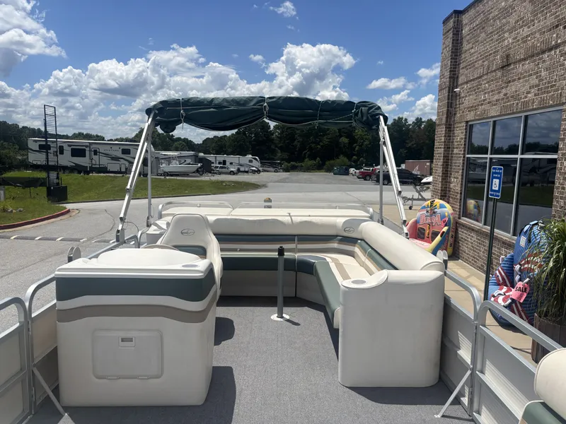 Slide: The Image of Sylvan Elite 820 w/New Tohatsu Engine and Single Axle Trailer Included 1999 - 31