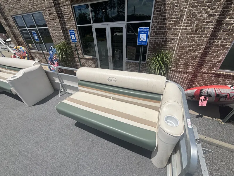 Slide: The Image of Sylvan Elite 820 w/New Tohatsu Engine and Single Axle Trailer Included 1999 - 34