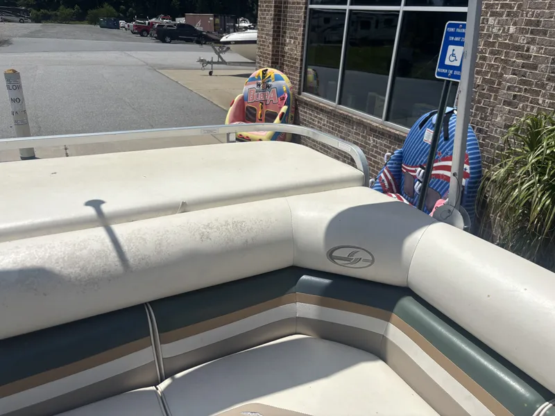 Slide: The Image of Sylvan Elite 820 w/New Tohatsu Engine and Single Axle Trailer Included 1999 - 45