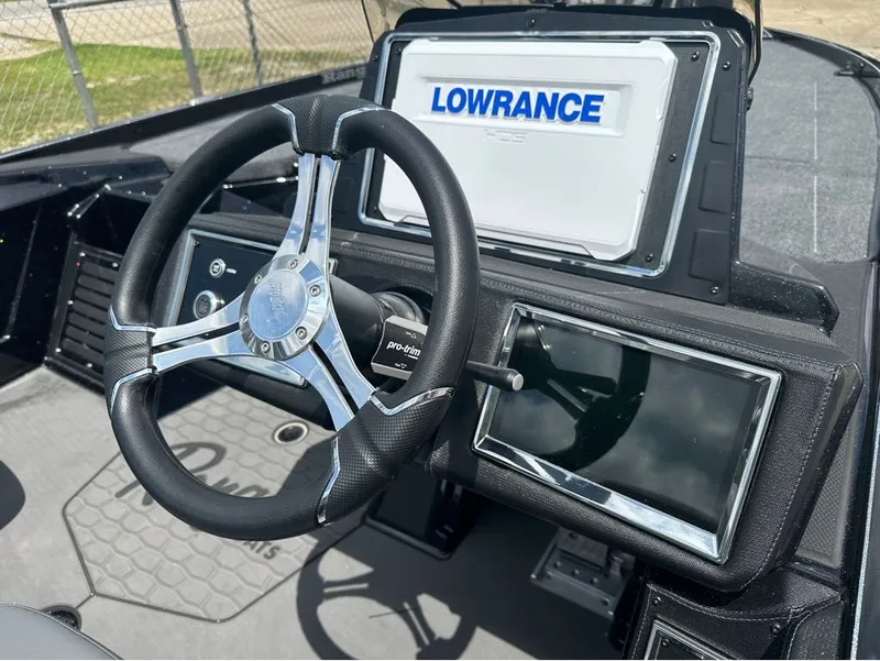 Slide: The Image of Ranger Z521R 2026 - 15