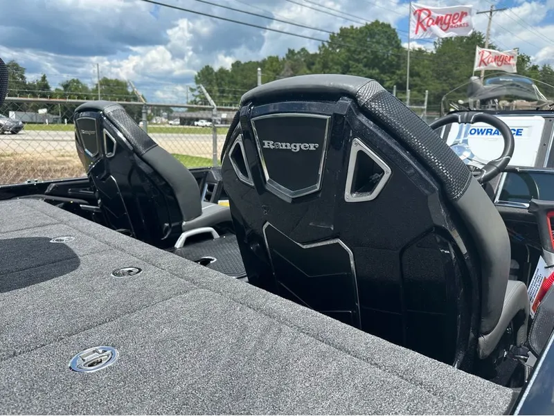 Slide: The Image of Ranger Z521R 2026 - 18