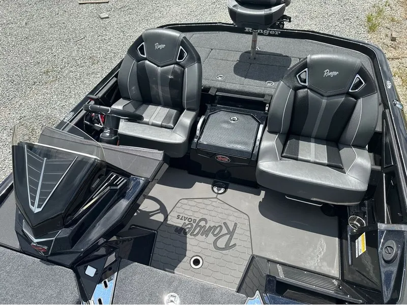 Slide: The Image of Ranger Z521R 2026 - 4