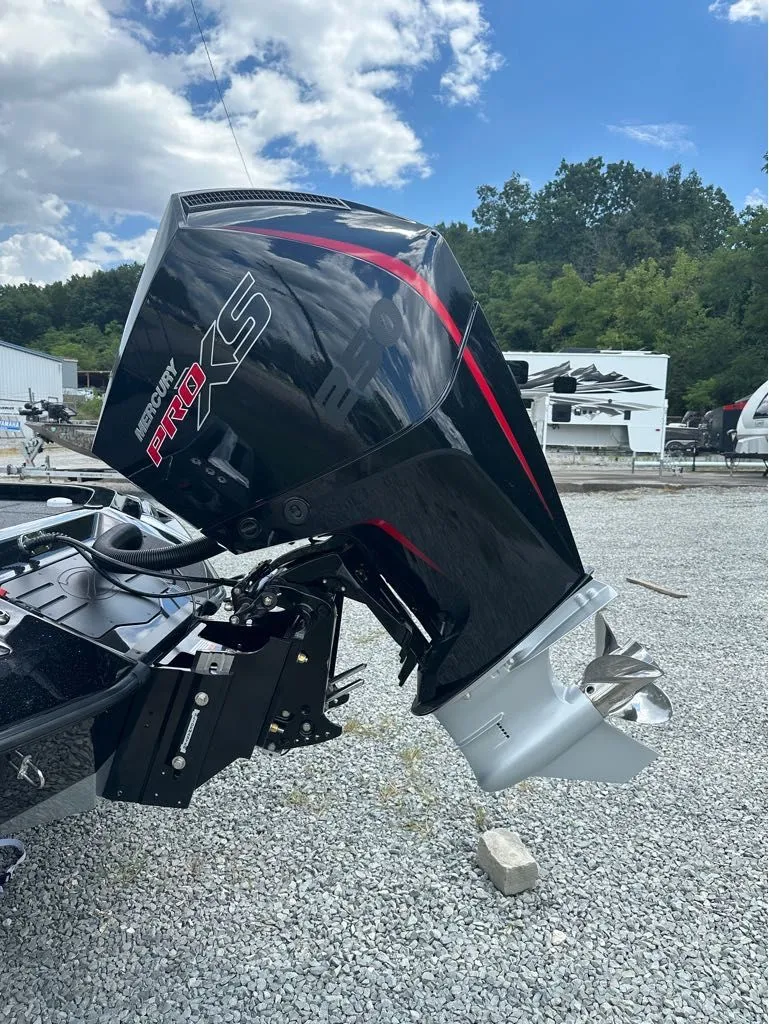 Slide: The Image of Ranger Z521R 2026 - 5