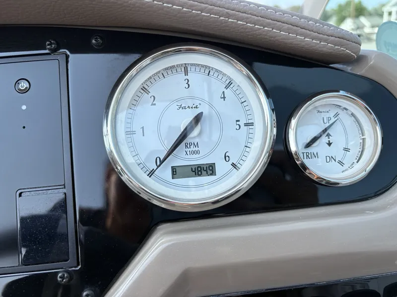 Slide: The Image of Regal 28 Express 2017 - 24