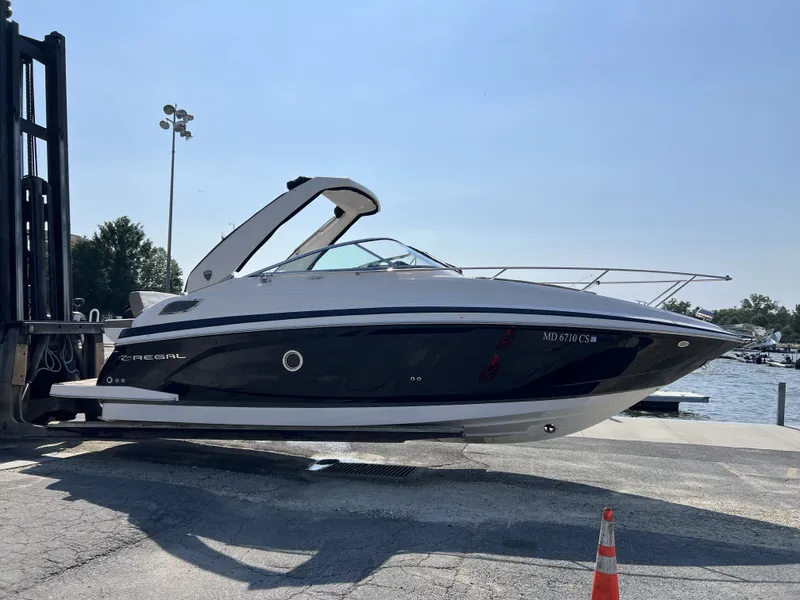 Slide: The Image of Regal 28 Express 2017 - 6