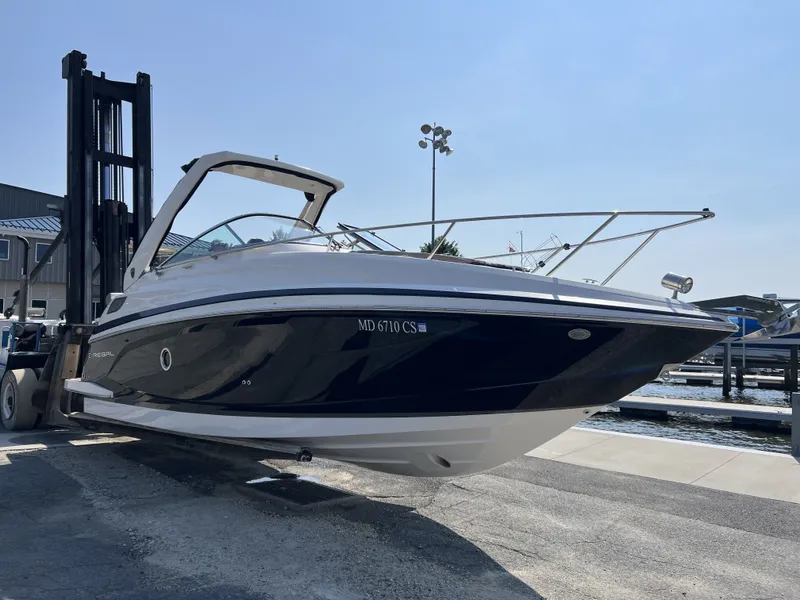 Slide: The Image of Regal 28 Express 2017 - 7