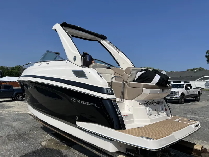 Slide: The Image of Regal 28 Express 2017 - 9