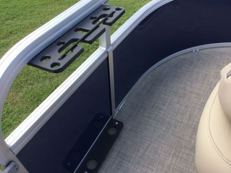 Slide: The Image of Sun Tracker BB16XLS BLU VNL 50 2025 - 7