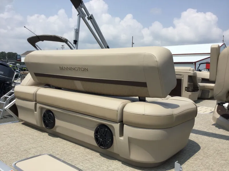 Slide: The Image of Bennington 22MLSE SPS TRI-LOG 2026 - 10