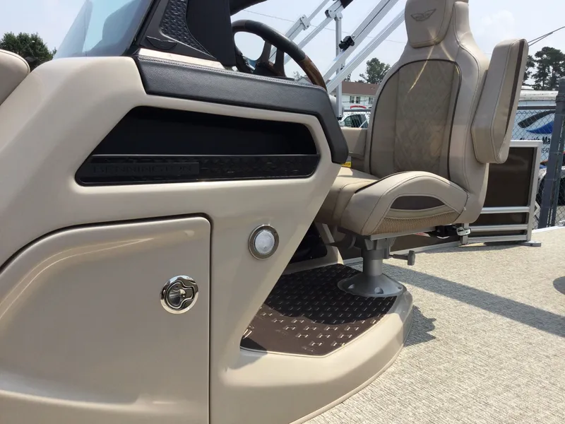 Slide: The Image of Bennington 22MLSE SPS TRI-LOG 2026 - 3