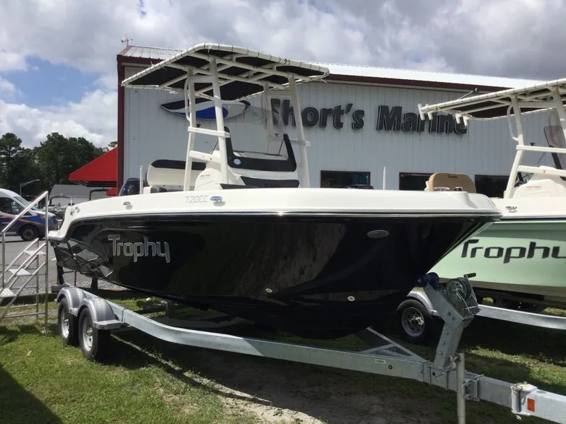 The Image of Bayliner TROPHY CC20 2025 - 1