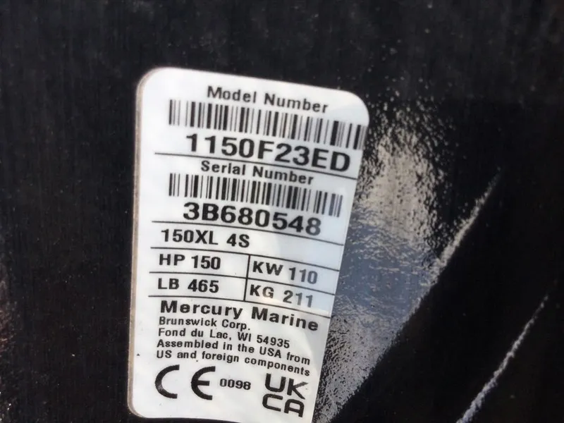 Slide: The Image of Bayliner TROPHY CC20 2025 - 3