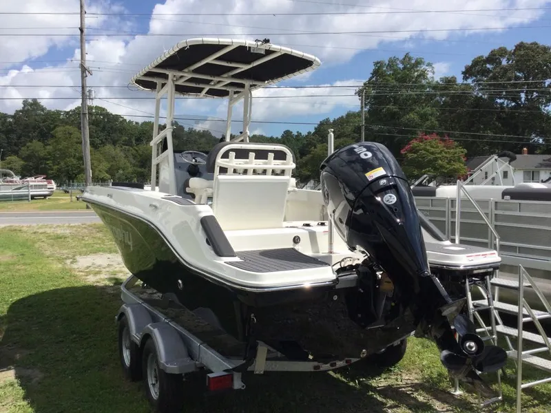 Slide: The Image of Bayliner TROPHY CC20 2025 - 7