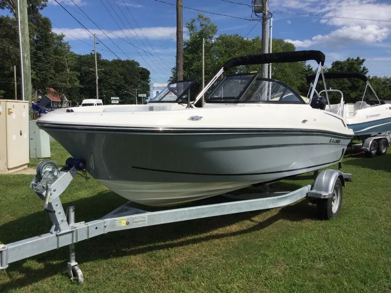 The Image of Bayliner VR4 2025 - 1