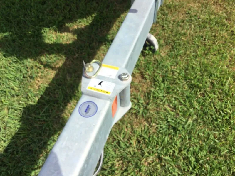 Slide: The Image of Bayliner VR4 2025 - 12