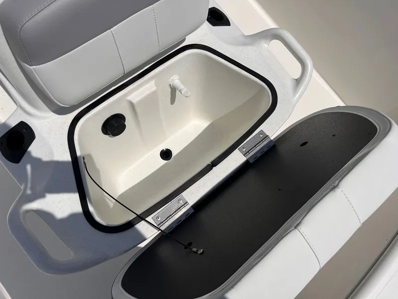 Slide: The Image of Mako Pro Skiff 15 CC 2025 - 14