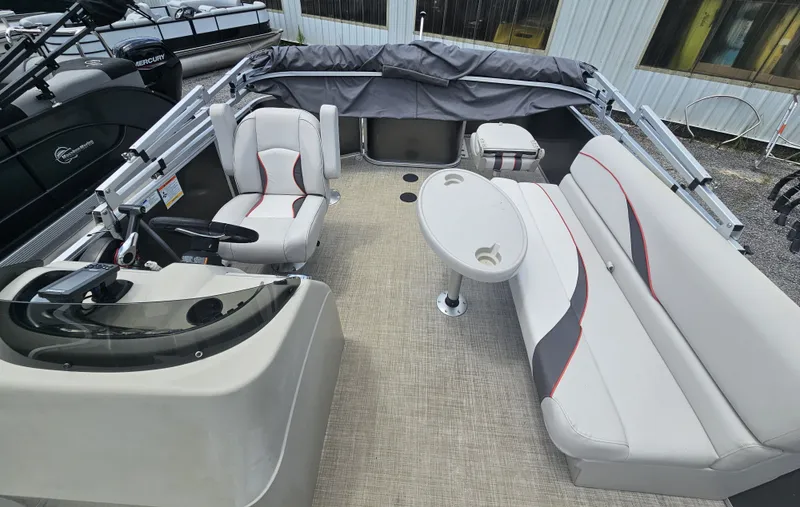 Slide: The Image of G3 Angler V18 F 2018 - 10