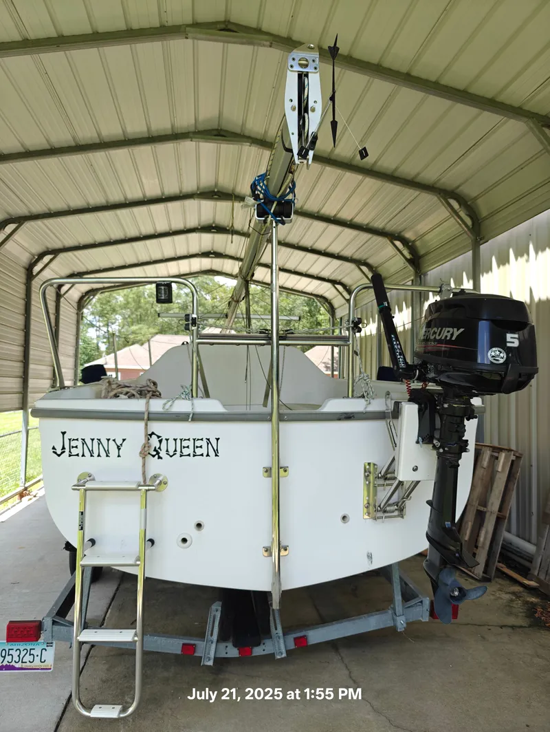 Slide: The Image of Catalina 22 Sport 2017 - 9