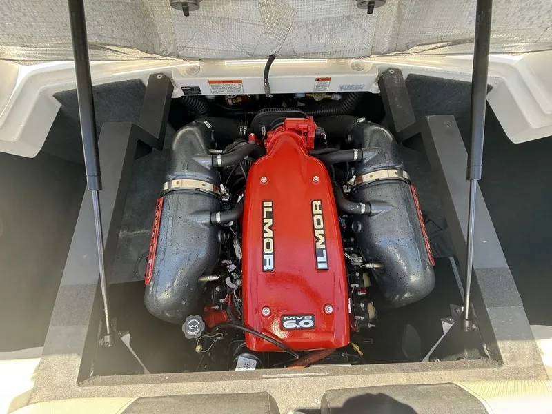 Slide: The Image of MasterCraft X25 2013 - 6