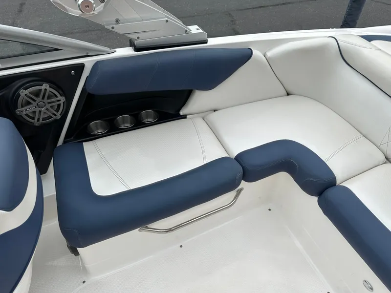 Slide: The Image of MasterCraft X15 2012 - 21