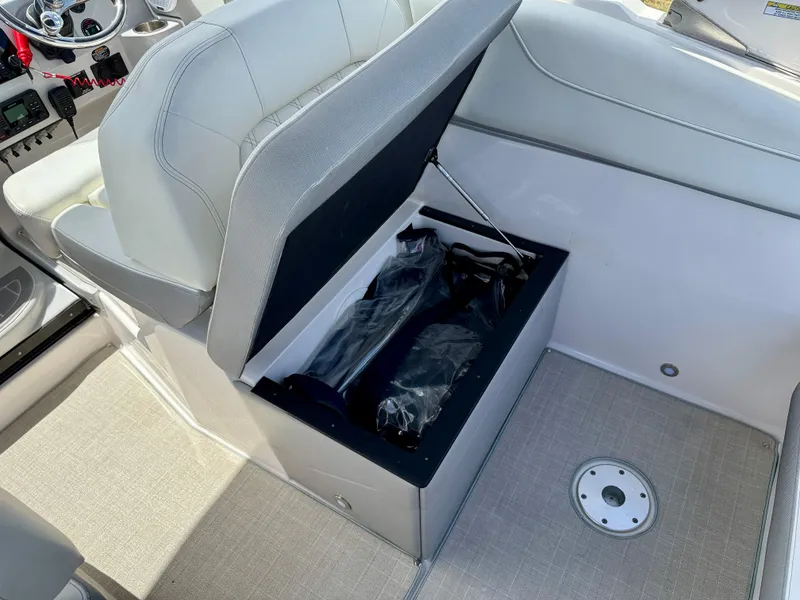 Slide: The Image of Regal 26 XO 2021 - 52