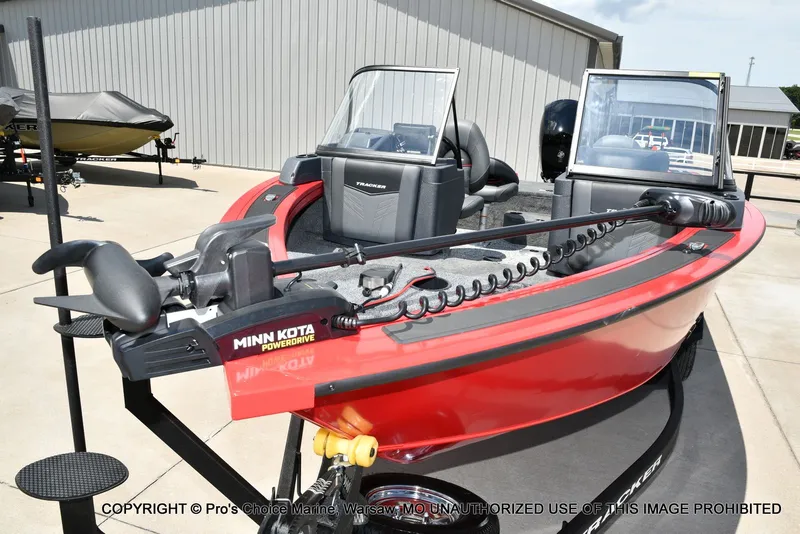 Slide: The Image of Tracker Targa V-18 WT 2026 - 26