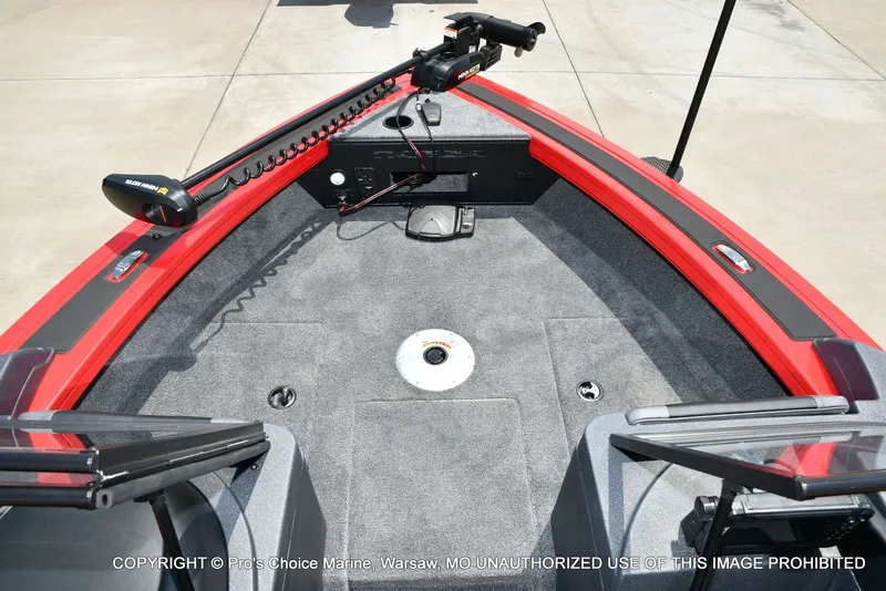 Slide: The Image of Tracker Targa V-18 WT 2026 - 57