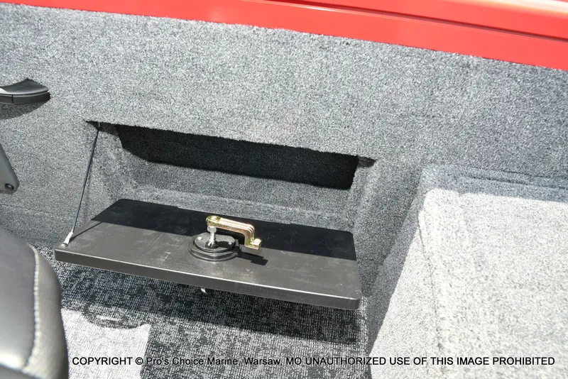 Slide: The Image of Tracker Targa V-18 WT 2026 - 74