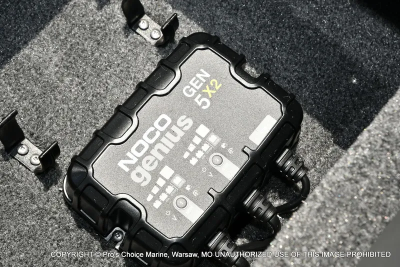 Slide: The Image of Tracker Pro Team 190 2026 - 48