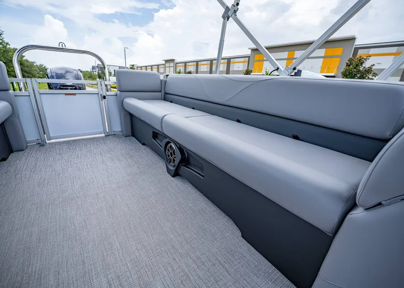 Slide: The Image of Tahoe SLT 23' Quad Lounge 2025 - 24