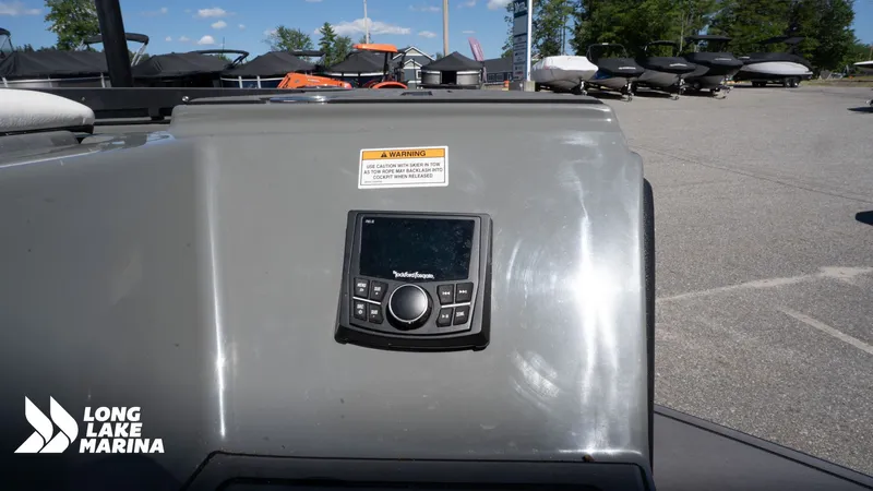 Slide: The Image of Heyday Wake Boats WT Surf 2023 - 10