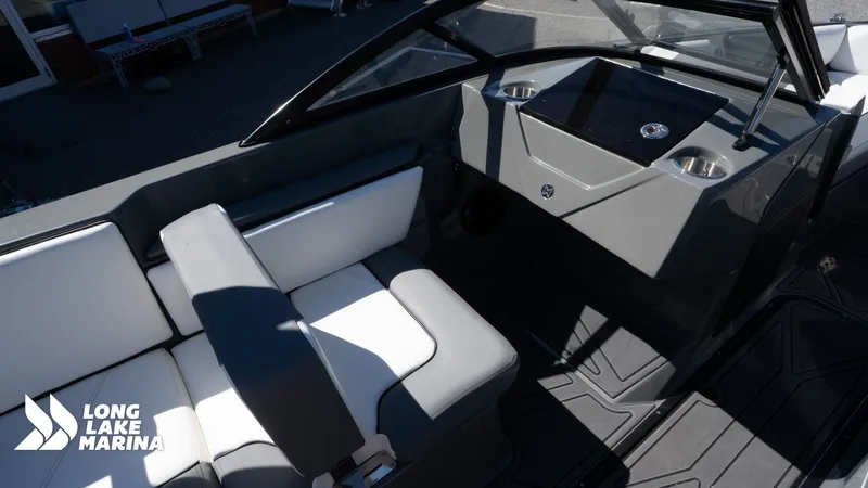 Slide: The Image of Heyday Wake Boats WT Surf 2023 - 20