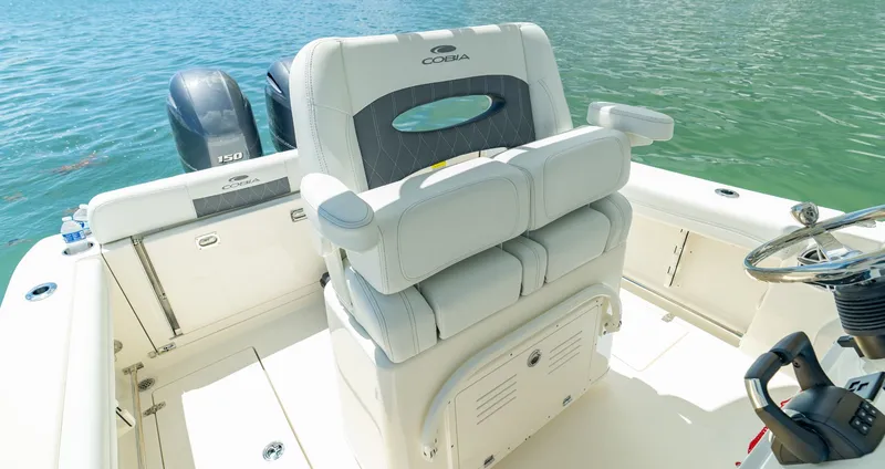 Slide: The Image of Cobia 240 CC 2026 - 14